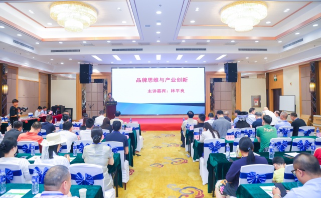 林平良_640.jpg